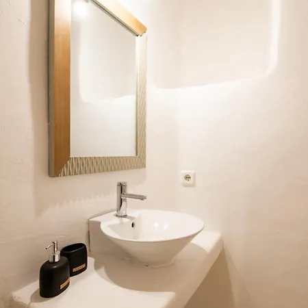 Villa Natural Stone *